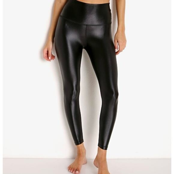 BEYOND‎ YOGA Sportgloss High-Waisted Midi Legging. Black. XS - Picture 10 of 10